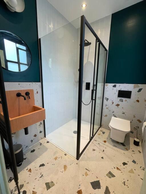 Cute 1-Bedroom Ground Apartment In Stoke Newington ลอนดอน ภายนอก รูปภาพ