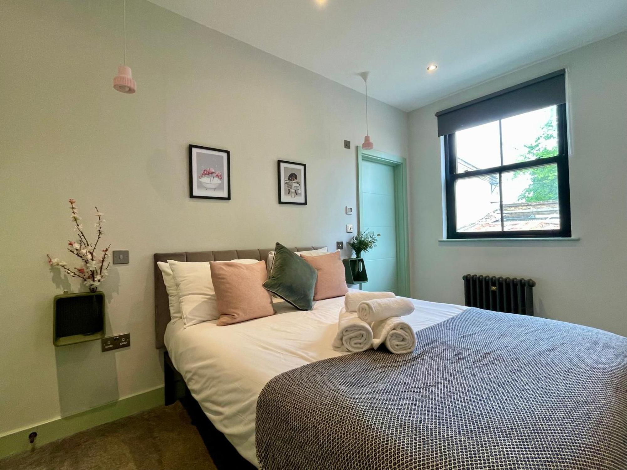Cute 1-Bedroom Ground Apartment In Stoke Newington ลอนดอน ภายนอก รูปภาพ